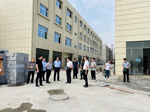 省發(fā)改委領(lǐng)導(dǎo)一行蒞臨孝義農(nóng)產(chǎn)品大市場調(diào)研指導(dǎo)工作